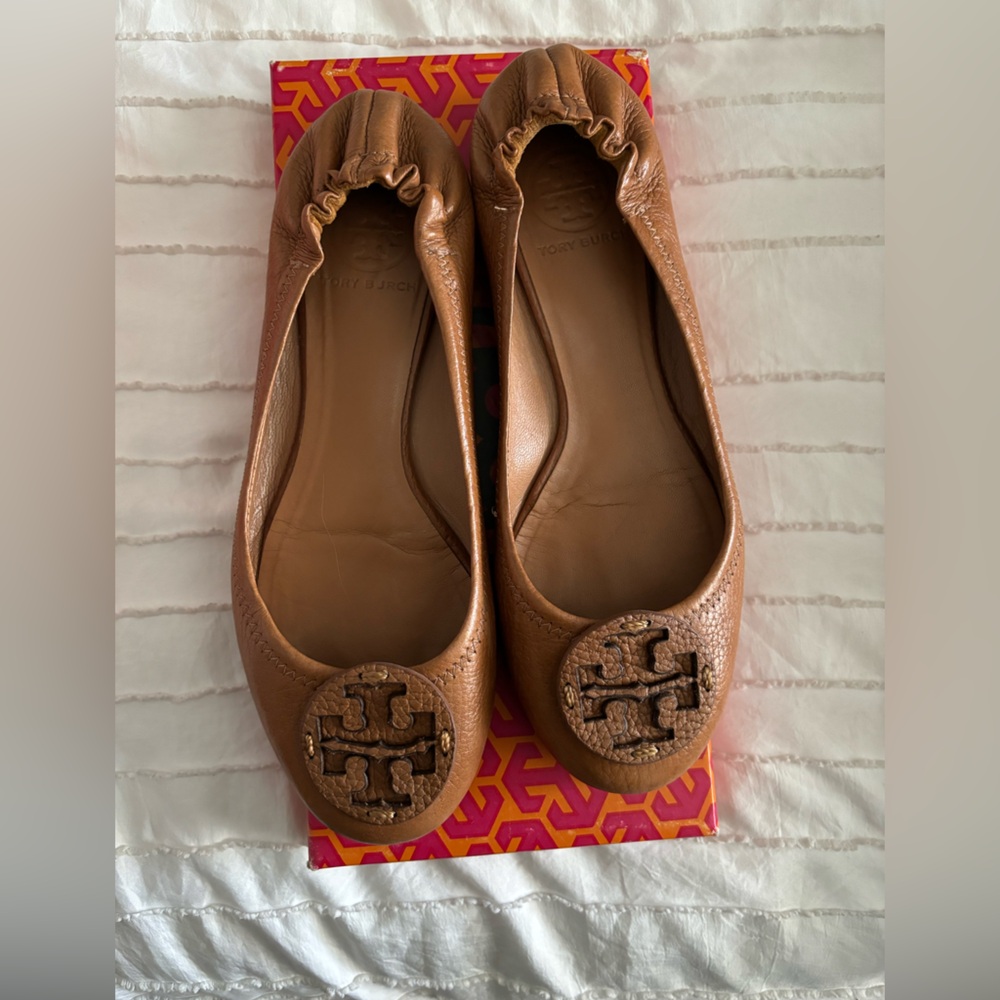 Tory Burch Reva flat